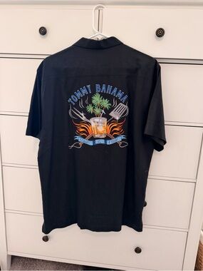 Tommy Bahama Black Short-Sleeve Shirt with Multicolor Back Graphic